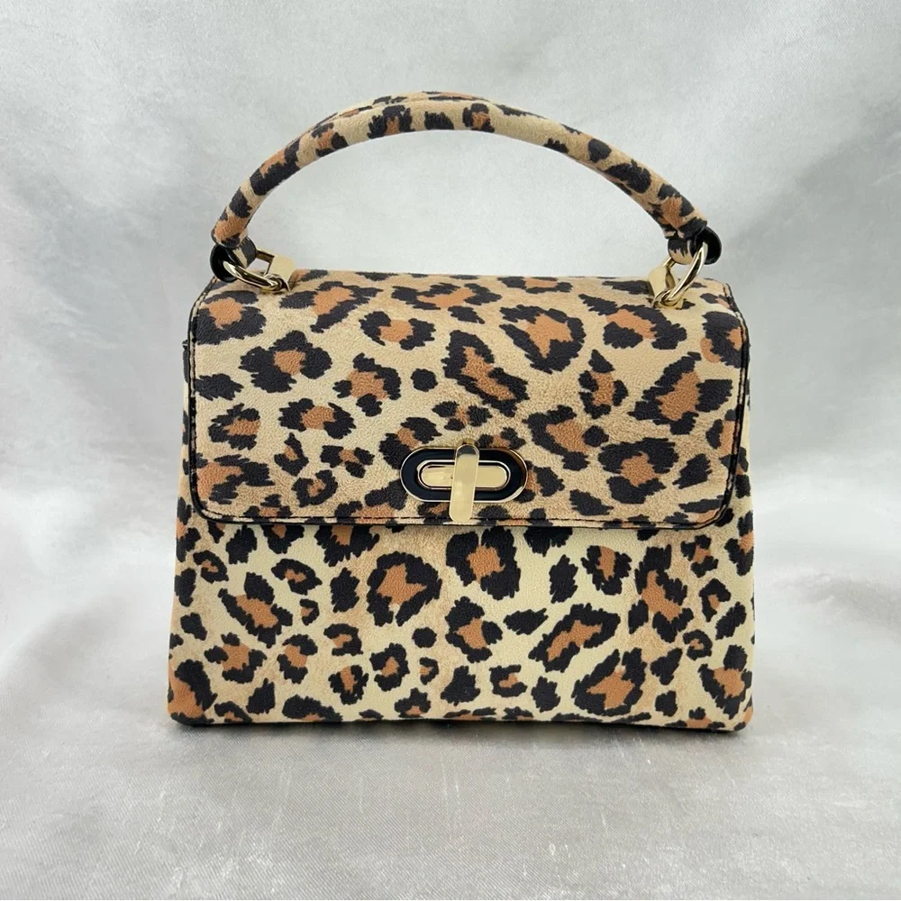 On 34th Leopard Print Handbag - Picture 1 of 12